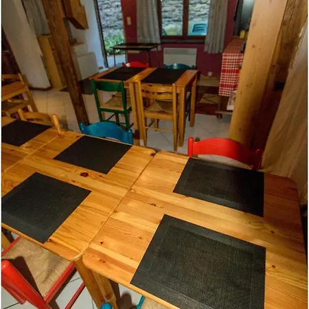 B&B Le Vieux 라로셰안알데네