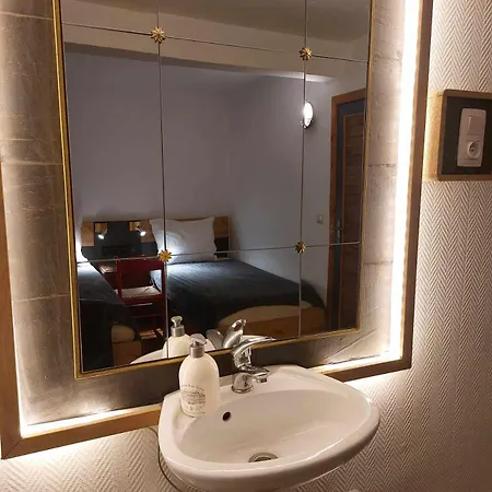 Le Vieux 라로셰안알데네